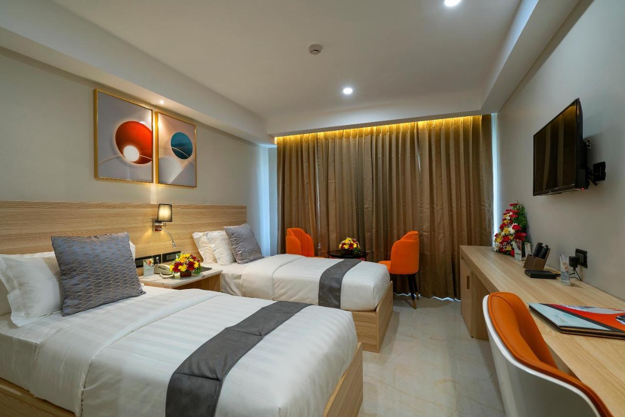 The Port By Jdaniels Otel Thiruvananthapuram Dış mekan fotoğraf