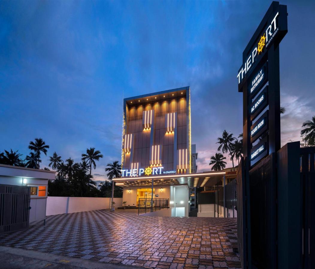The Port By Jdaniels Otel Thiruvananthapuram Dış mekan fotoğraf